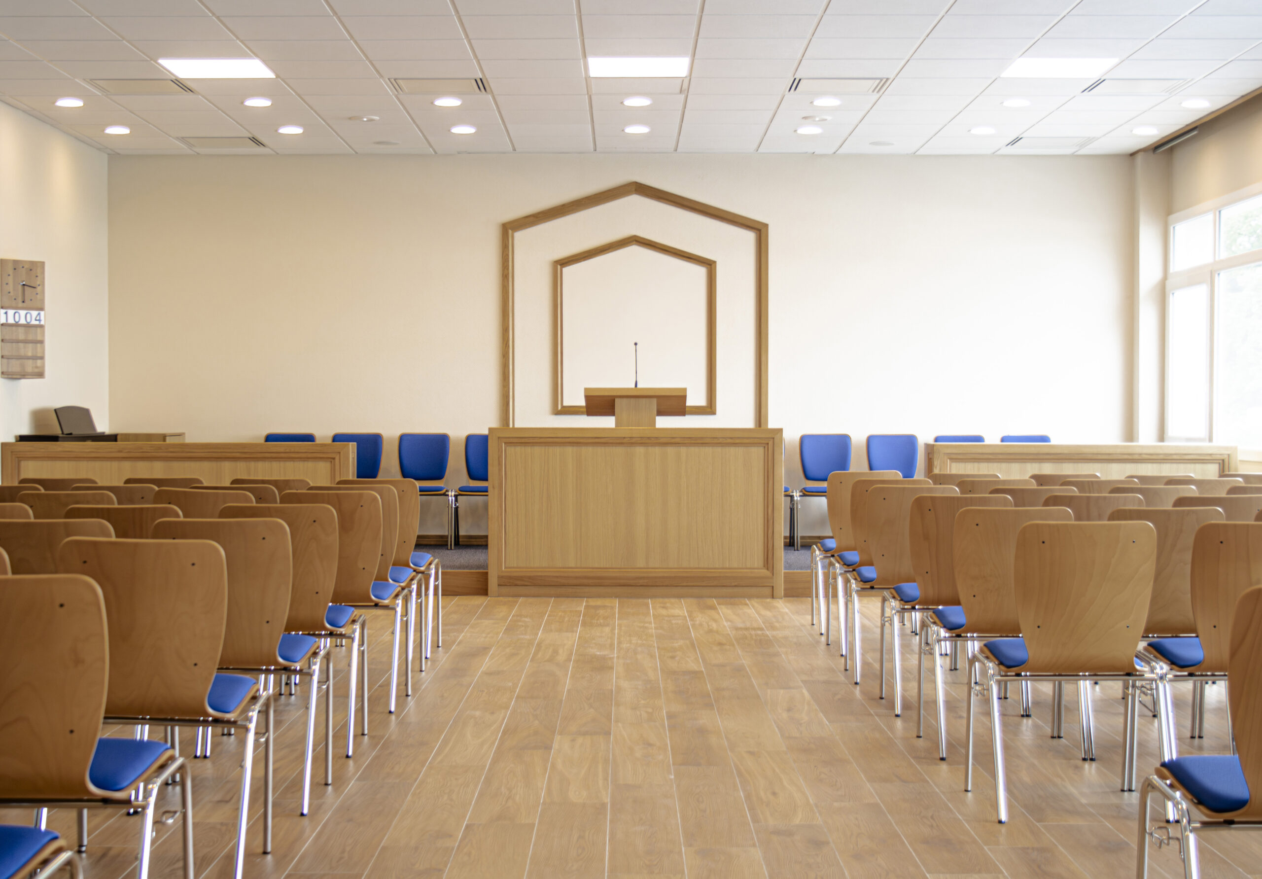 Aménagement église dans bâtiment existant